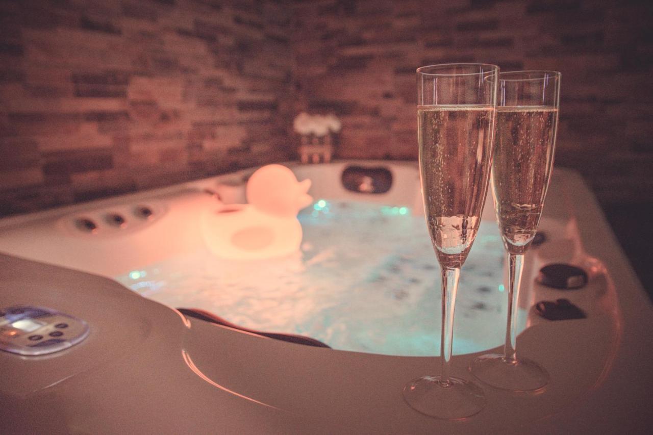Suite Avec Jacuzzi Privatif Barcares Plage Le Barcarès Zewnętrze zdjęcie